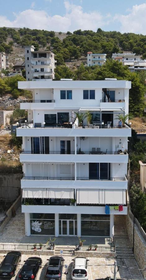 شقة Teuta- Luxury Penthouse 200M2 ساراندا المظهر الخارجي الصورة
